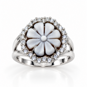 Anello-in-Argento-con-Cammeo-in-Conchiglia-Sardonica-a-Fiore-e-Giro-di-Zirconi