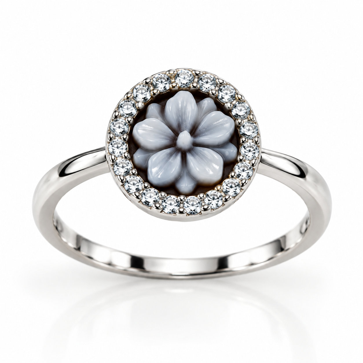 Anello in Argento con Cammeo Floreale in Conchiglia Sardonica e Giro di Zirconi 1 Anello-in-Argento-in-Conchiglia-Sardonica-con-Cammeo-Floreale-e-Giro-di-Zirconi