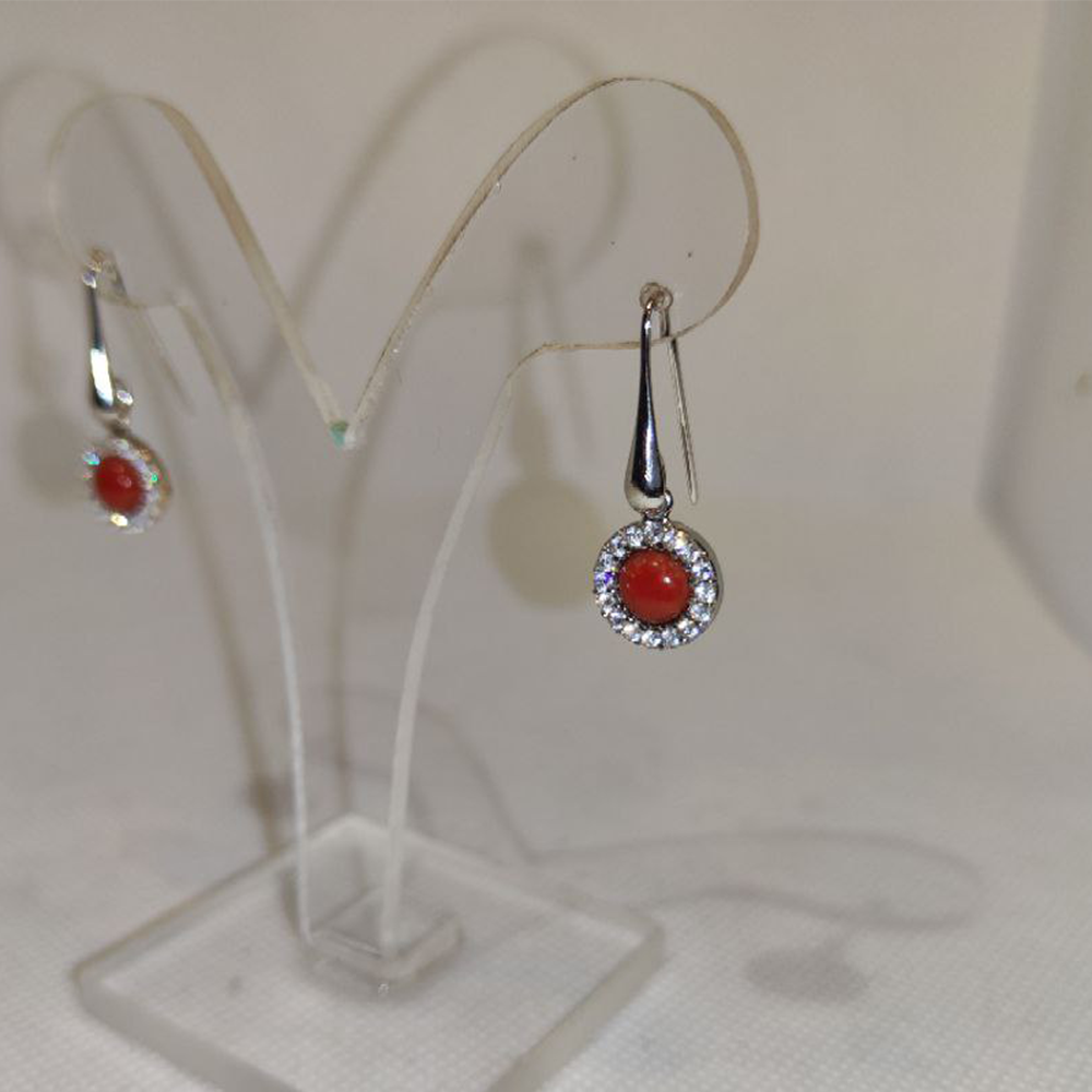 ORECCHINI PENDENTI IN CORALLO ROSSO CON GIRO DI ZIRCONI IN ARGENTO 1 ORECCHINI PENDENTI IN CORALLO ROSSO CON GIRO DI ZIRCONI IN ARGENTO