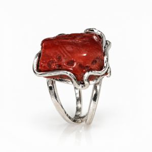 Anello di corallo rosso in argento